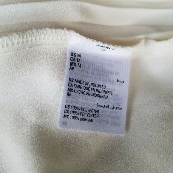 Alfani Short Sleeve V-neck Pleated Blouse Women's.  Size Medium. New With Tags. - Picture 12 of 12